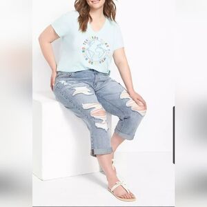 Lane Bryant 24W Petite Signature Fit Distressed Capri Jeans Medium Wash BF Denim